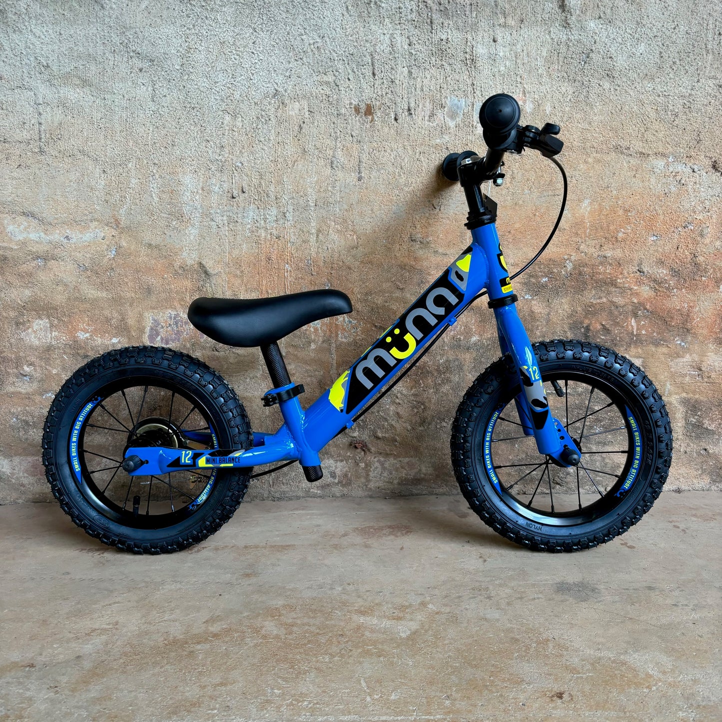 Muna 12" Balance Bike Blue