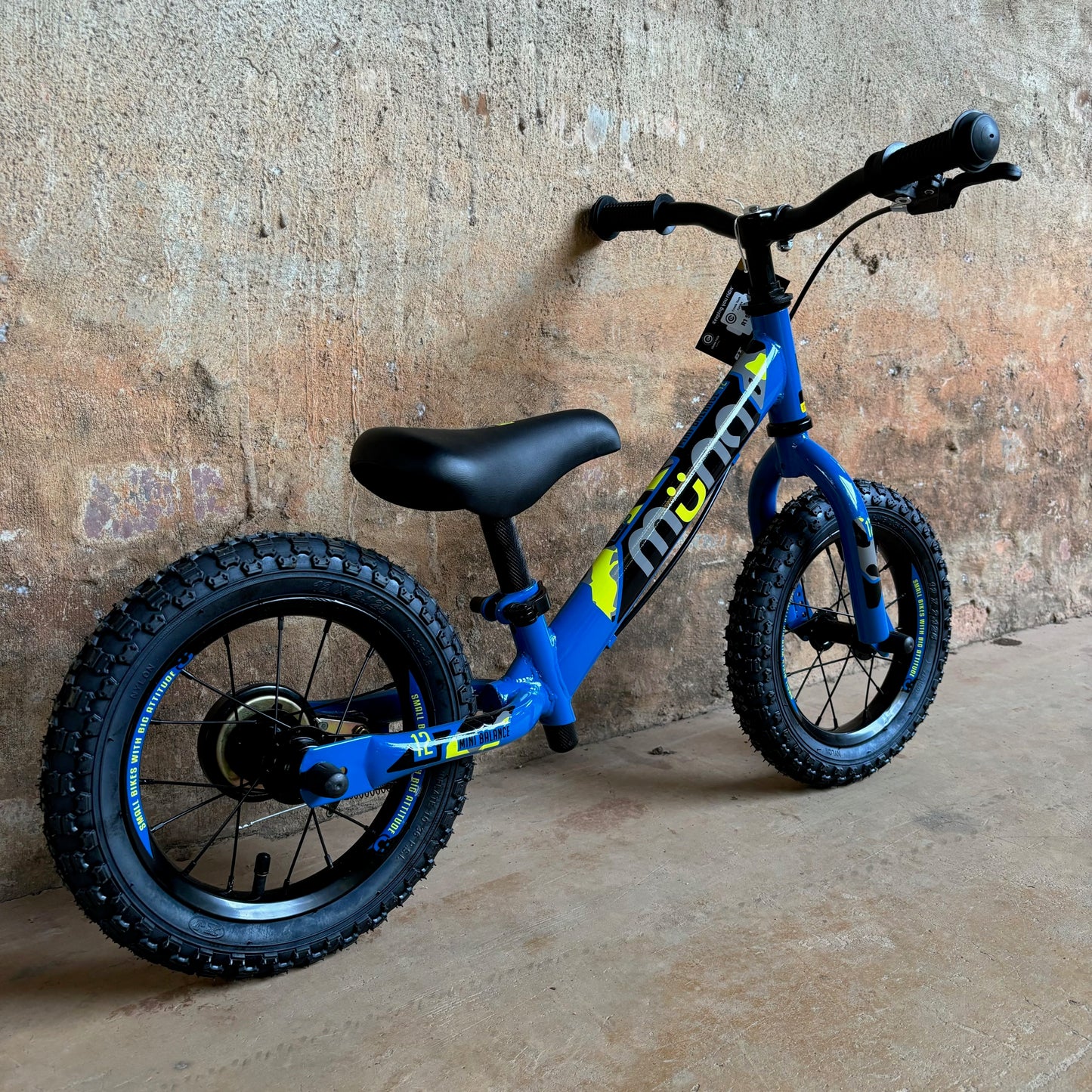 Muna 12" Balance Bike Blue